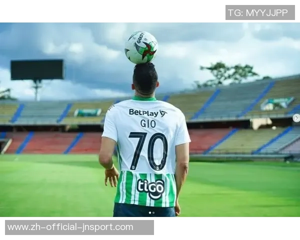 墨西哥中卫埃克托莫雷诺宣布退役132场国际比赛生涯圆满结束